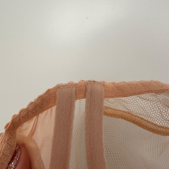 Agent Provocateur Lorna Plunge Bra, Sand, 32b - Picture 5 of 6